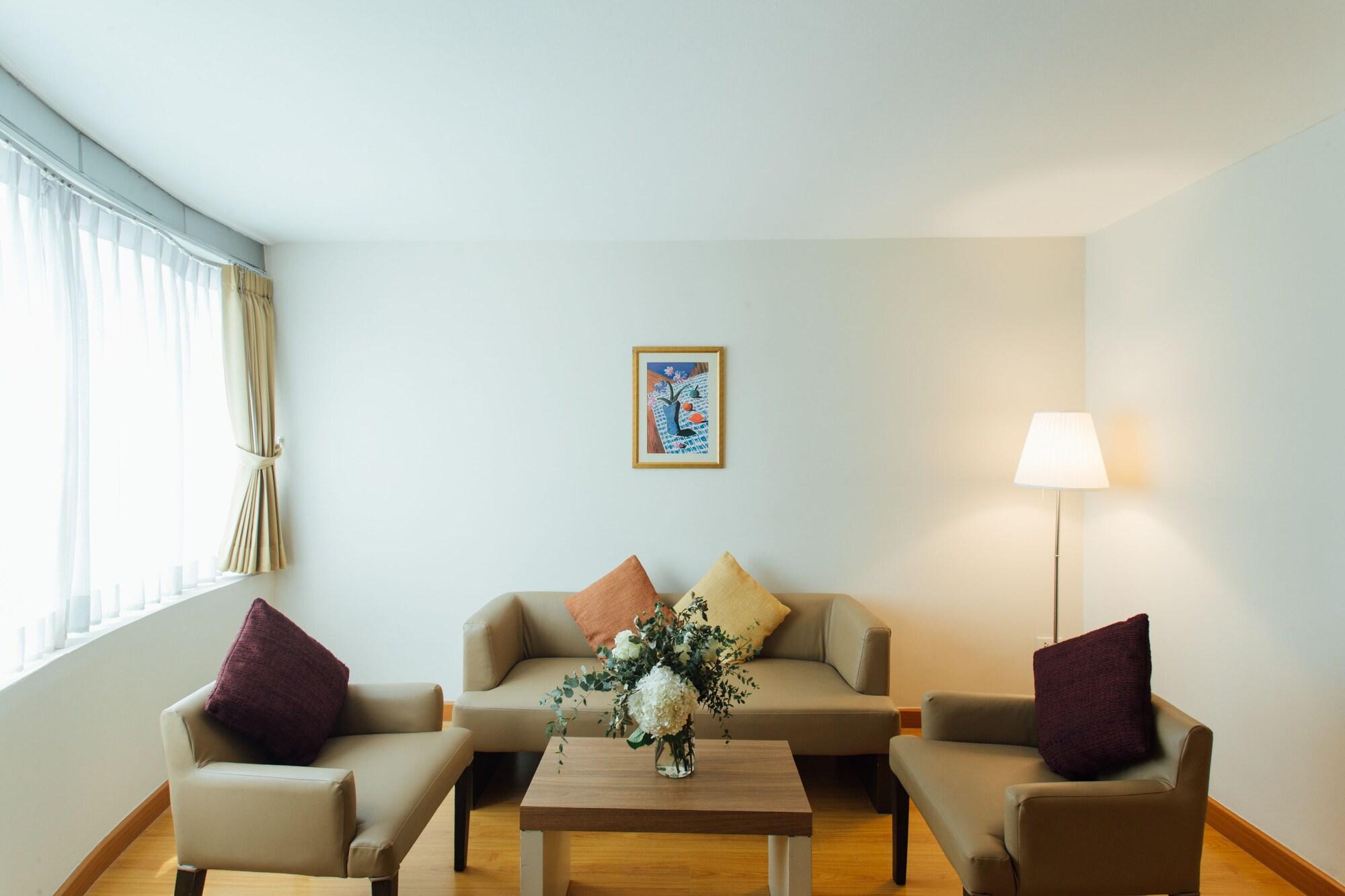 Seasons Siam Hotel Бангкок Экстерьер фото